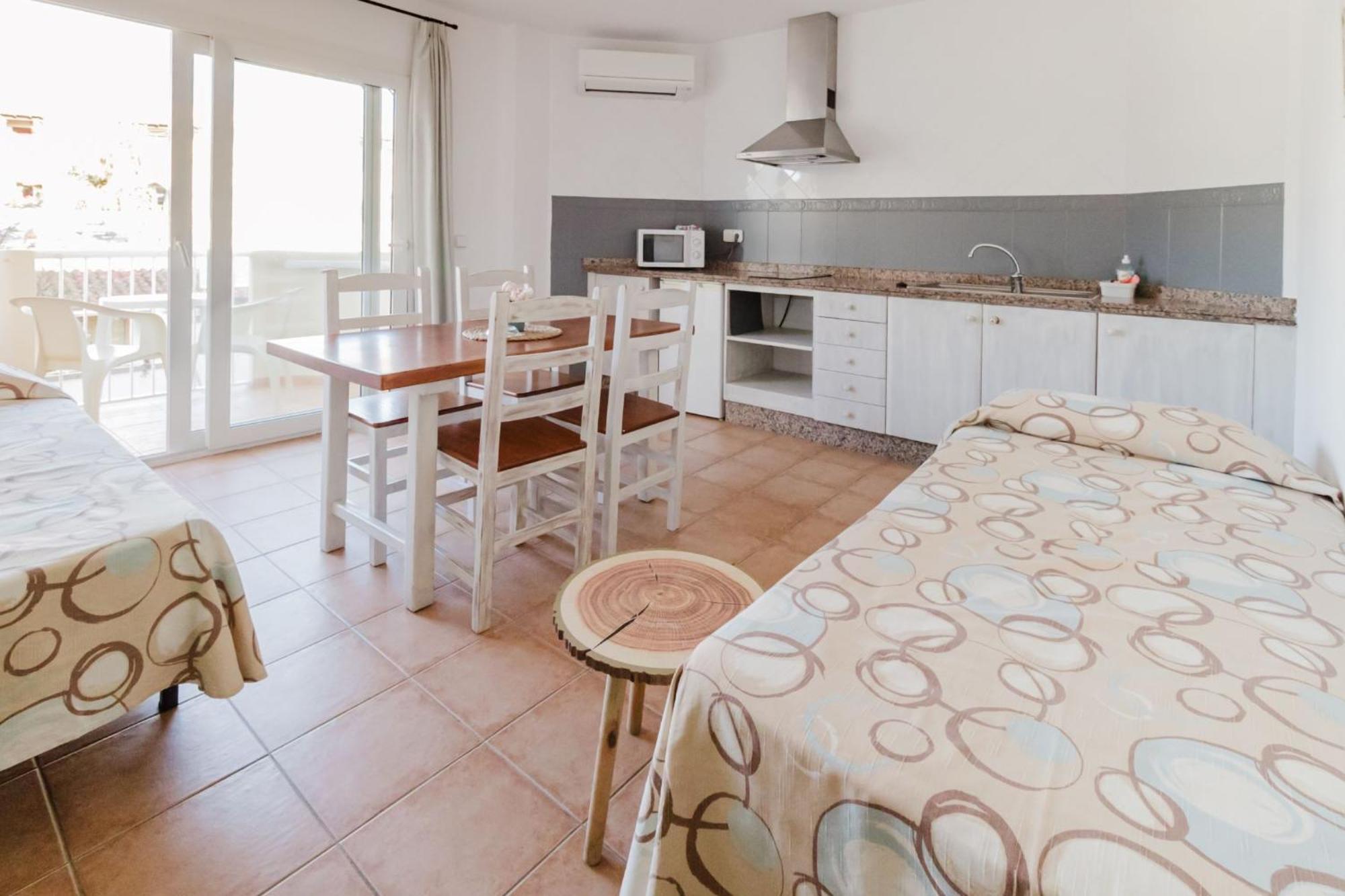 אס פוחולס Apartamentos Timon - Emar Hotels מראה חיצוני תמונה