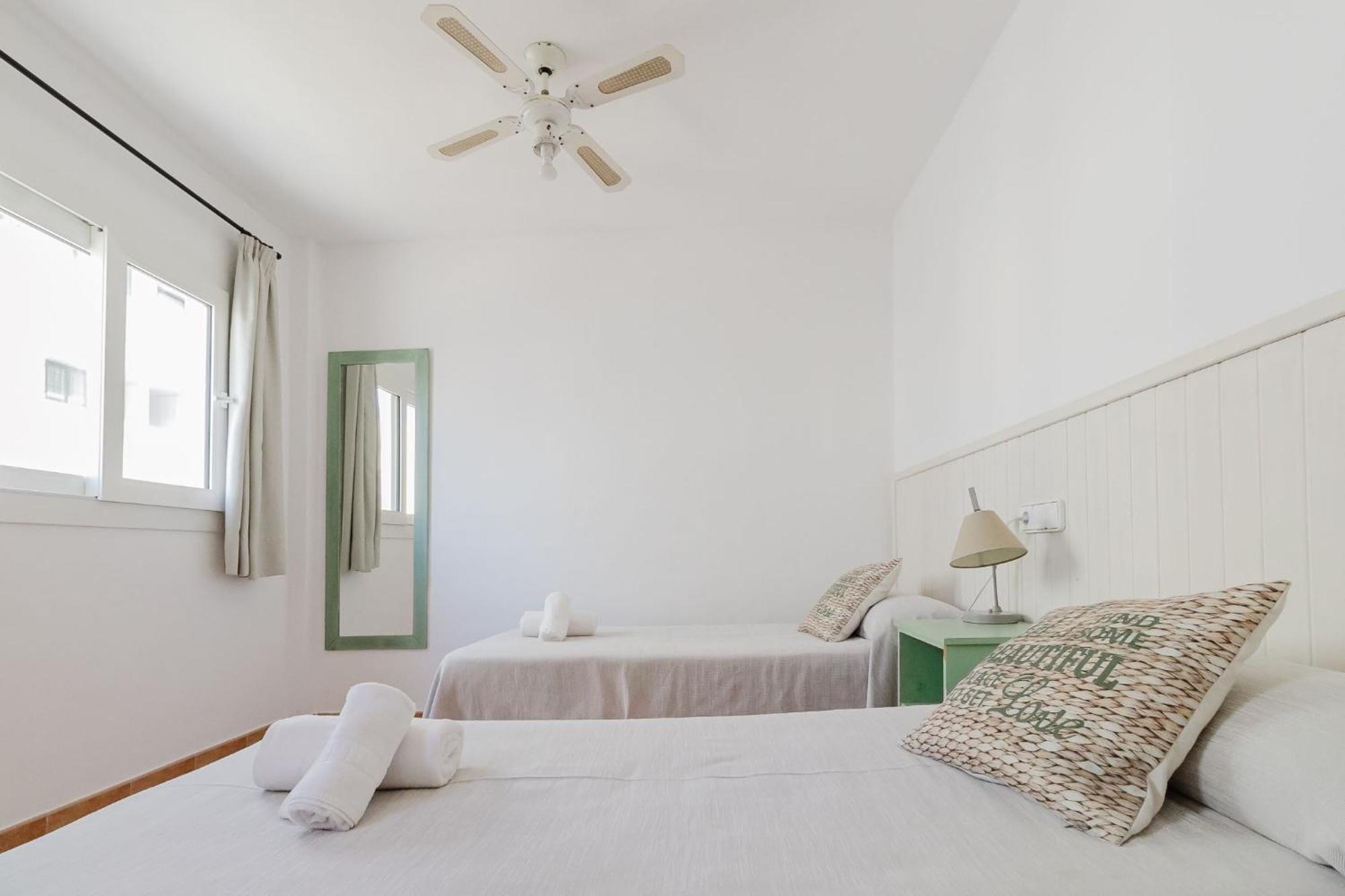 אס פוחולס Apartamentos Timon - Emar Hotels מראה חיצוני תמונה