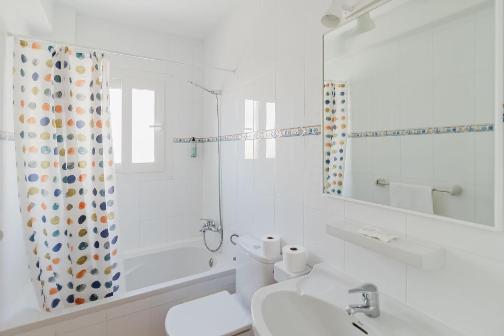 אס פוחולס Apartamentos Timon - Emar Hotels מראה חיצוני תמונה