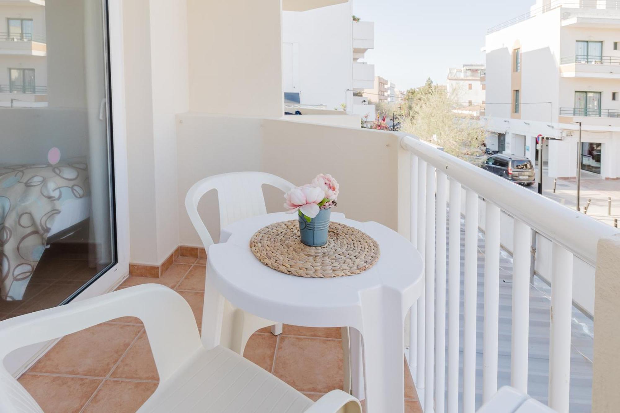 אס פוחולס Apartamentos Timon - Emar Hotels מראה חיצוני תמונה